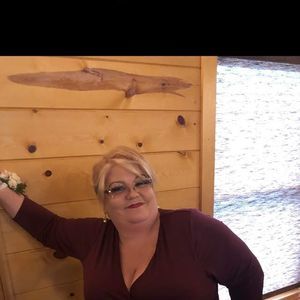 Meet your Posher, Sandy